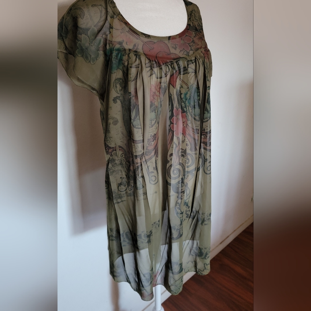Dress - Picture 4 of 8